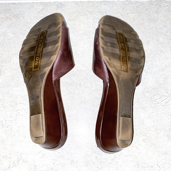 Kenneth Cole Reaction Dark Brown Slide Wedge, Size 5.5 - Excellent Condition - Picture 4 of 4
